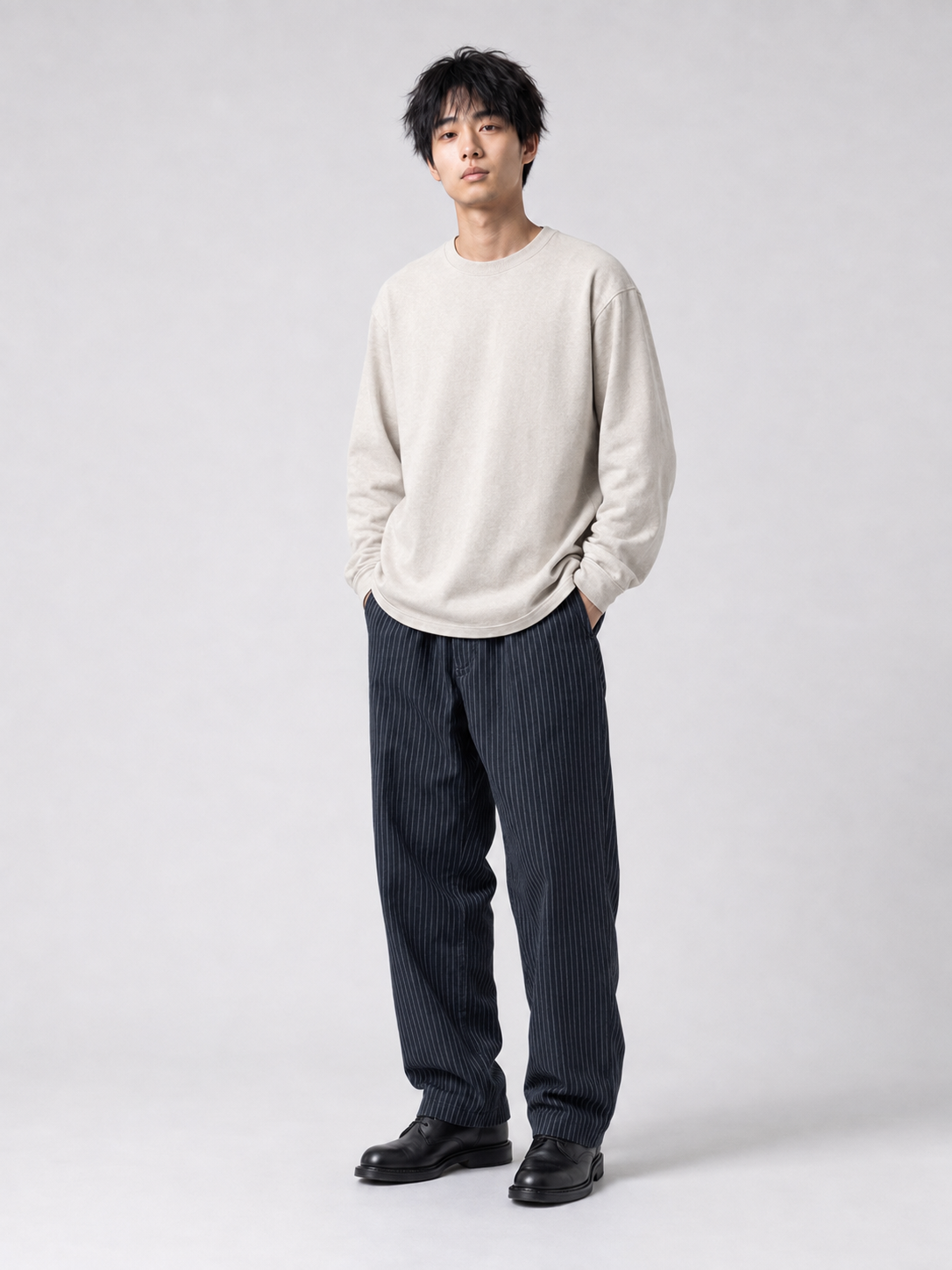 [color:navy-blue-vertical-stripes] Cityboy jeans model view