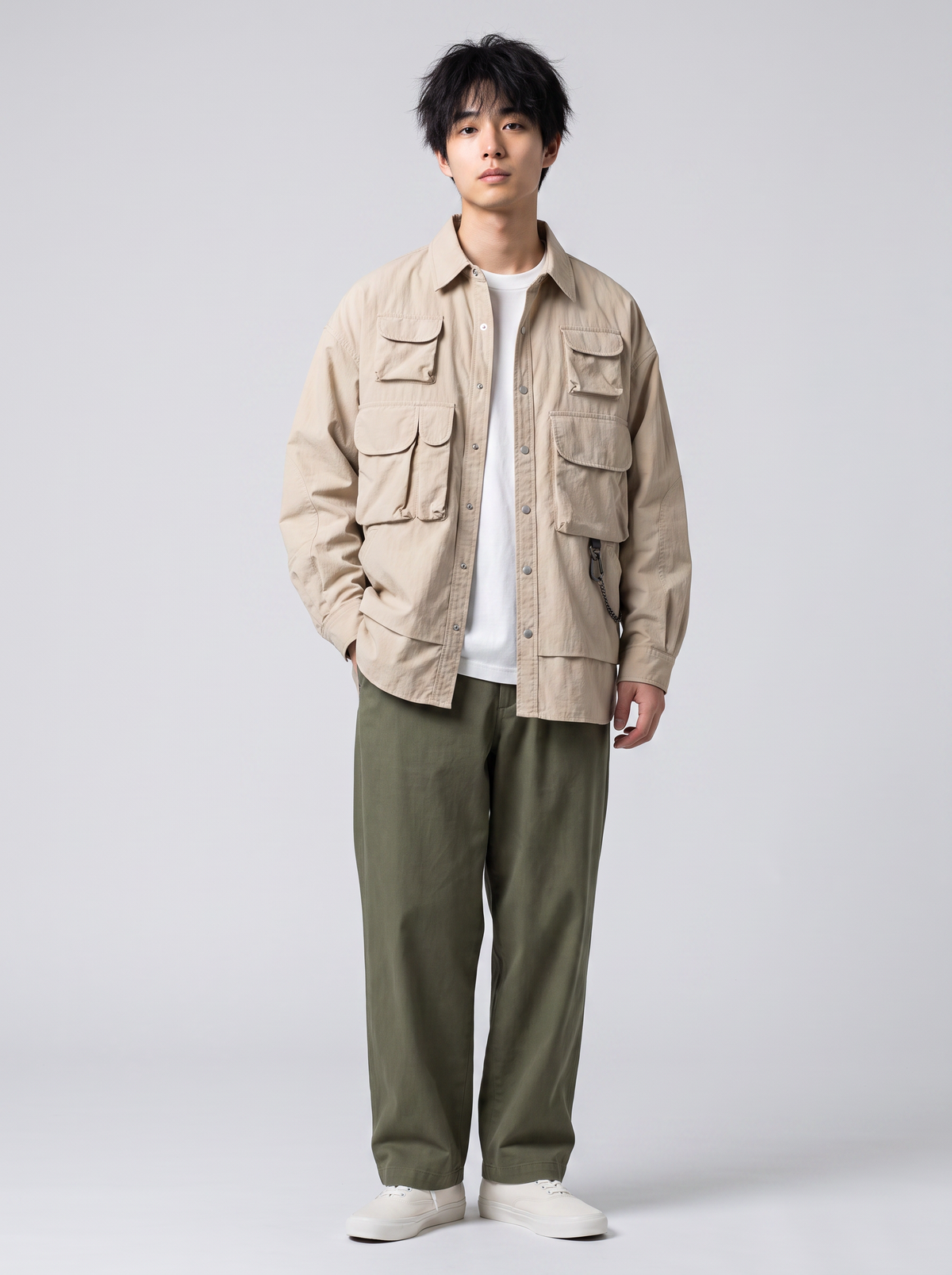 [color:khaki] Multi-pocket overshirt model view