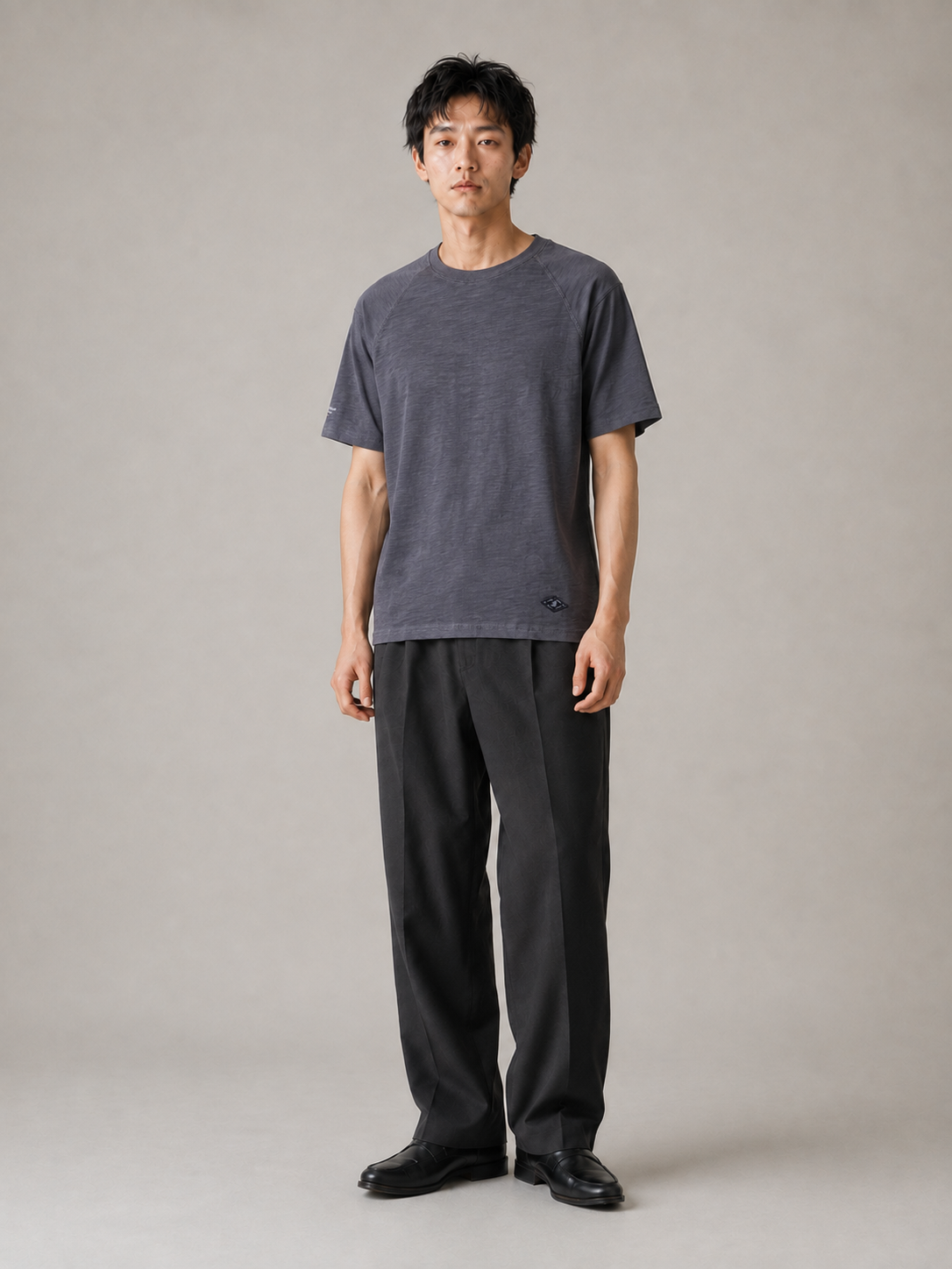 [color:blue] Slub cotton half-sleeve tee model pose 1